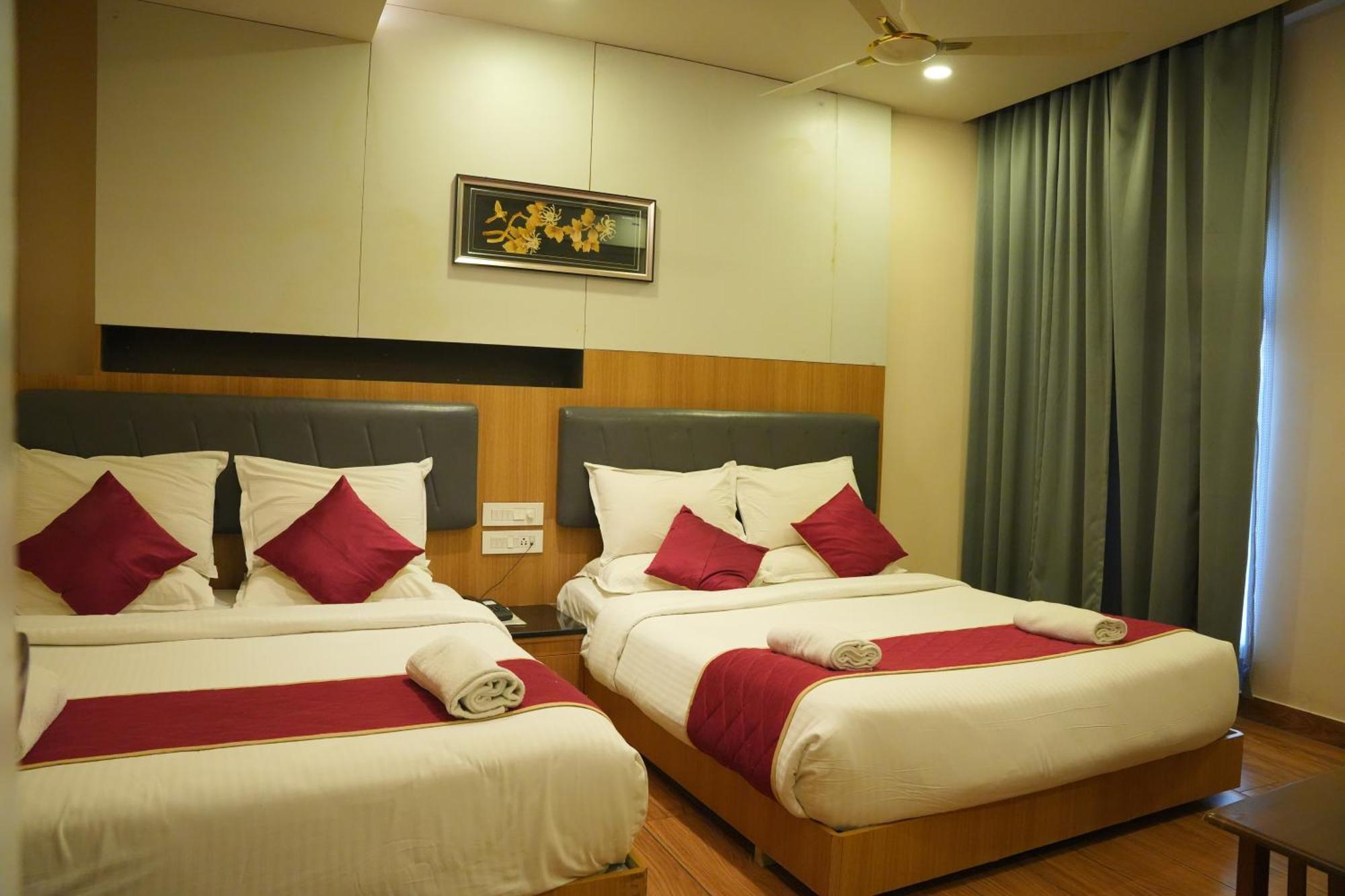 Kvp Golden Inn Tirupati Exterior foto